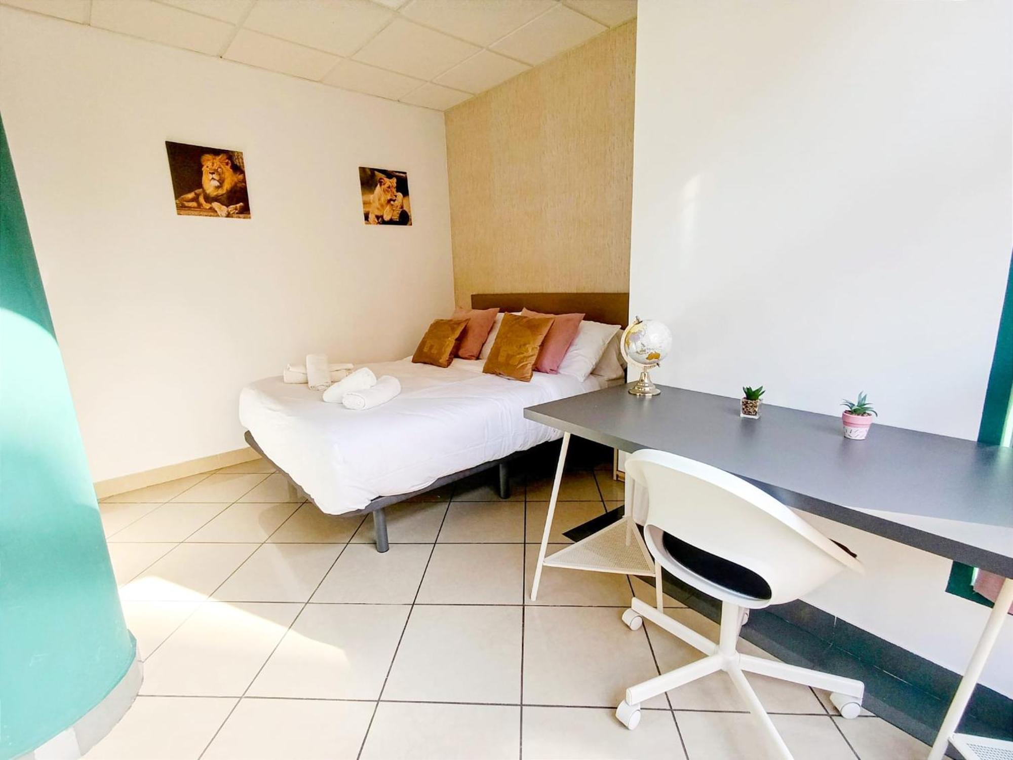 Apartamento El Bambu Cerca Del Mar Malaga Luaran gambar